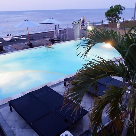 Manik Garam Boutique Villa อาเม็ด ภายนอก รูปภาพ