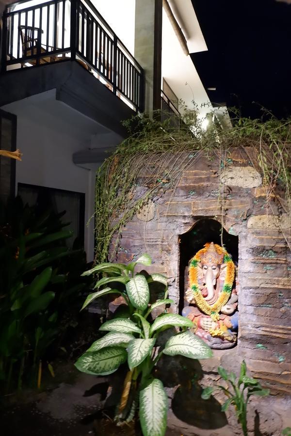 Manik Garam Boutique Villa อาเม็ด ภายนอก รูปภาพ